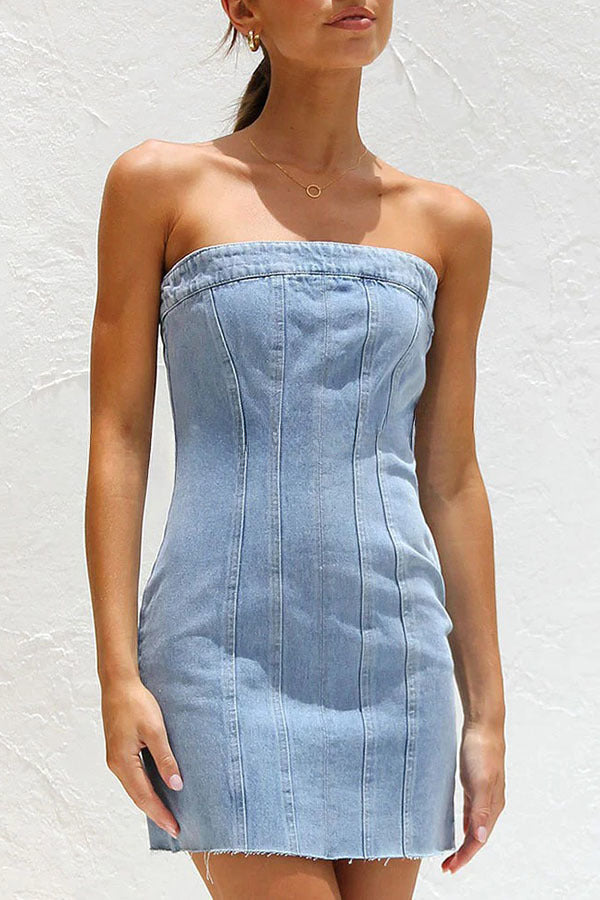 Well Tailored Dress with a Graceful Silhouette