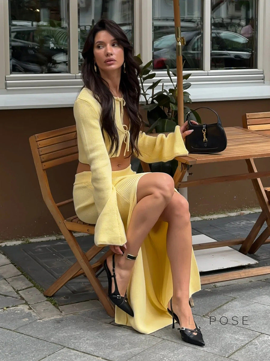 Effortlessly Elegant Garment with a Timeless Design