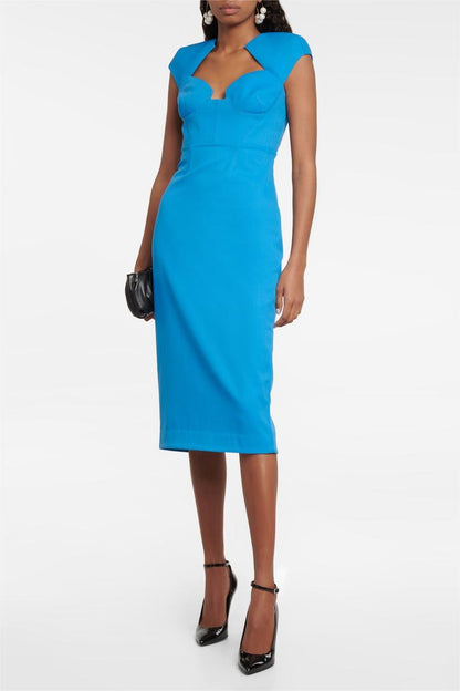Classic Vintage Dress with a Flattering Fit