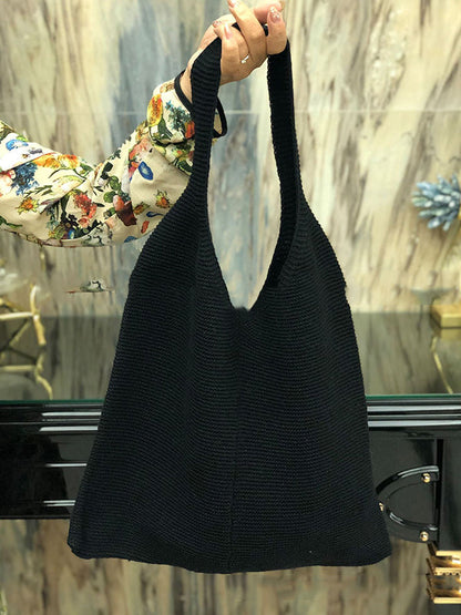 Beautifully Finished Bag in a Timeless Design
