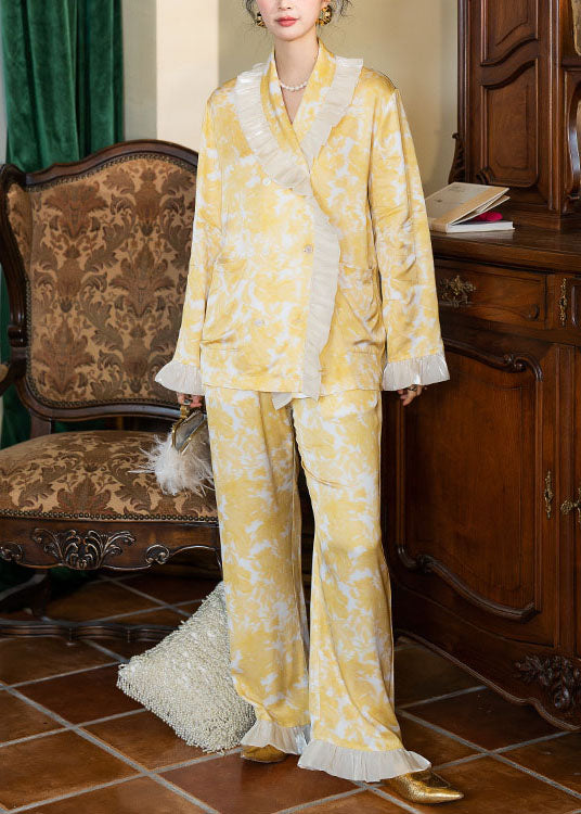 Beautifully Finished Garment in a Timeless Design