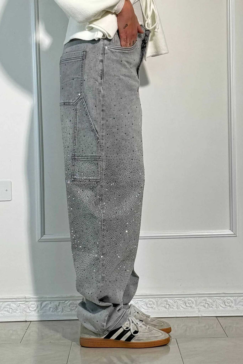 Sophisticated Garment with a Clean Classic Look