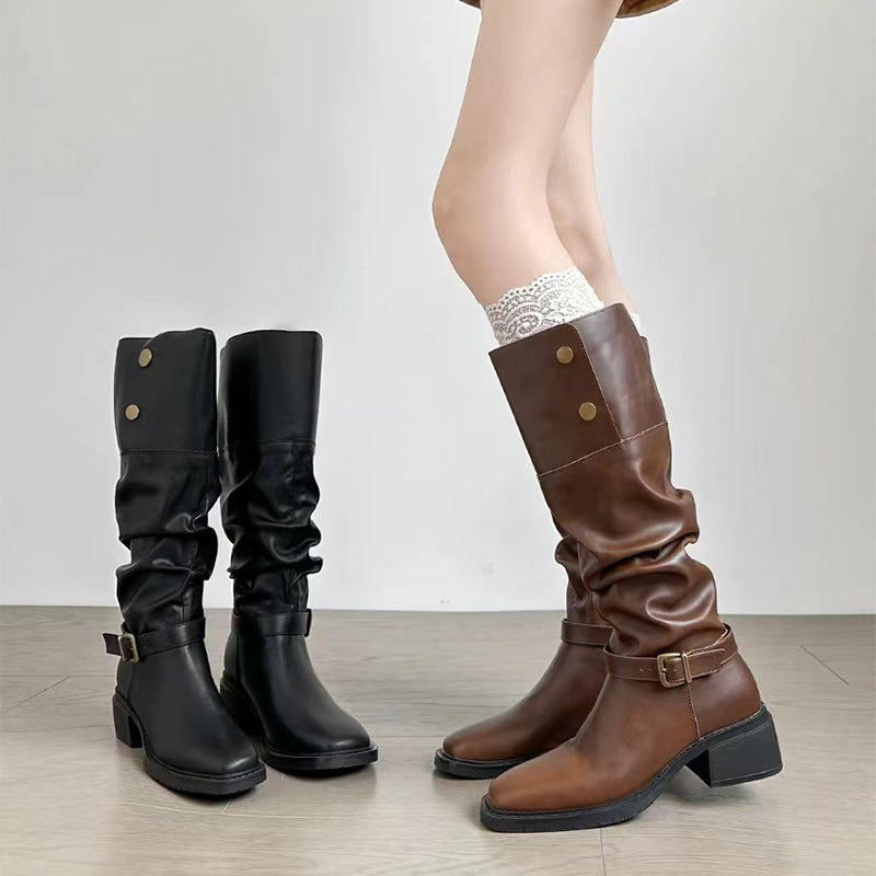 Beautifully Finished Boots in a Timeless Design