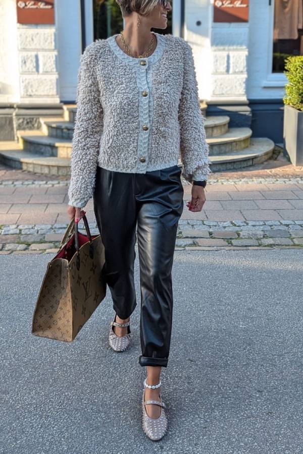 Beautifully Crafted Cardigan in a Classic Style