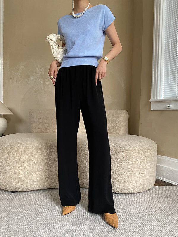 A Vintage Style Pullover with Delicate Timeless Details
