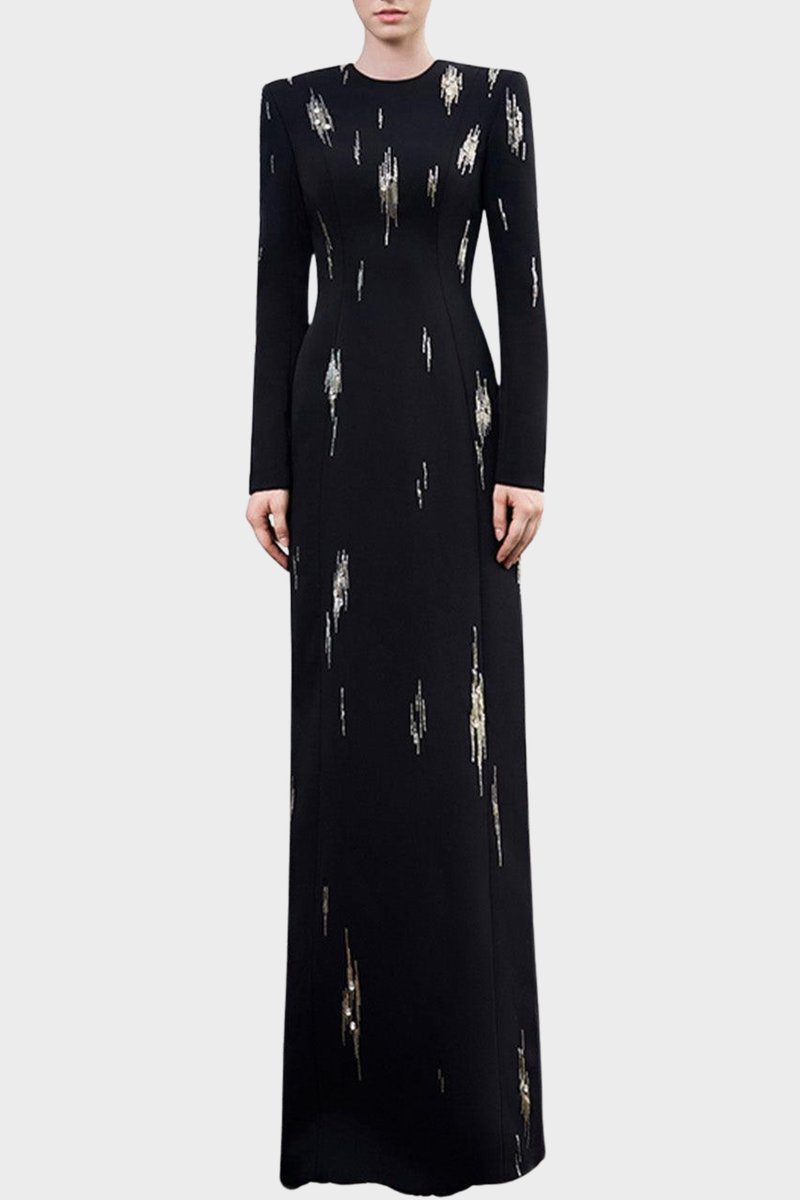 Gracefully Styled Dress for Any Occasion