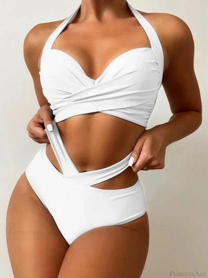 Sophisticated Garment with a Clean Classic Look