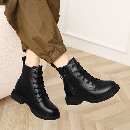 Beautifully Finished Boots in a Timeless Design