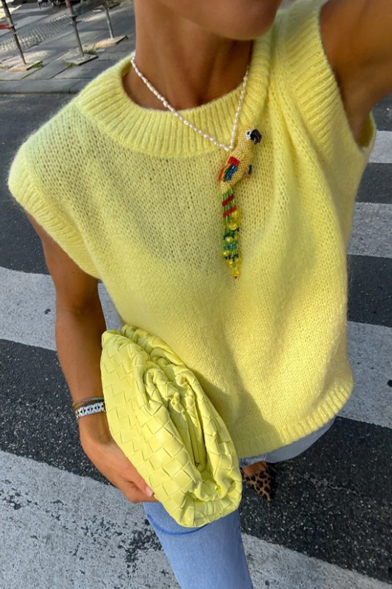 Polished Top with an Effortless Classic Look