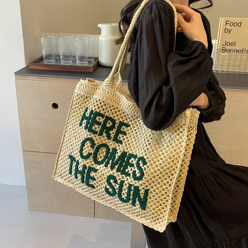 Beautifully Finished Bag in a Timeless Design