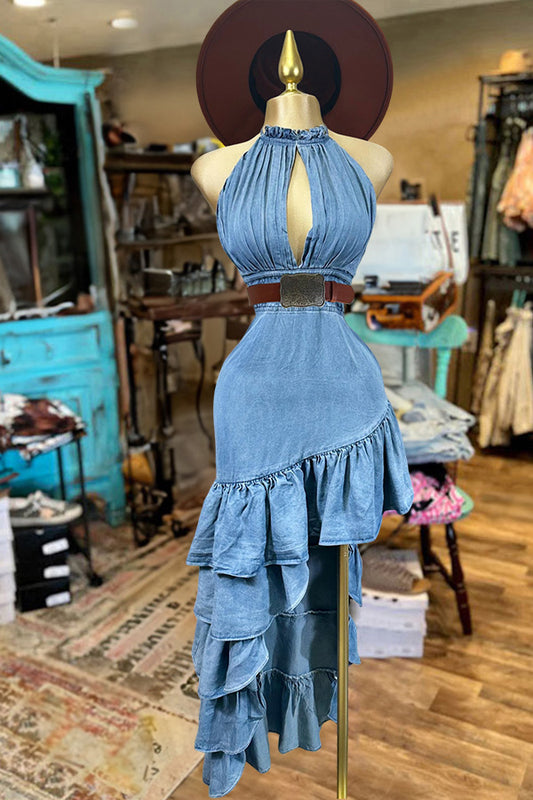 Gracefully Styled Dress for Any Occasion