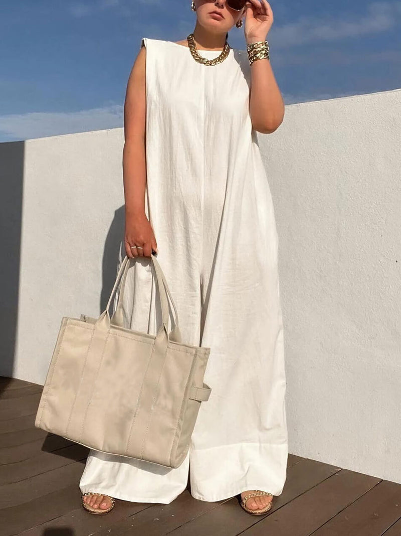 Elegantly Styled Trousers for Everyday Wear
