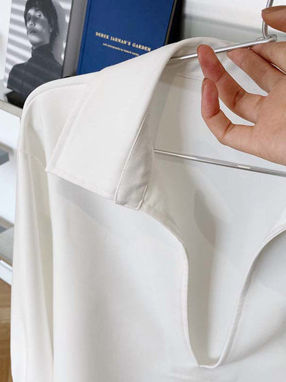 Classic Vintage Blouse with a Flattering Fit