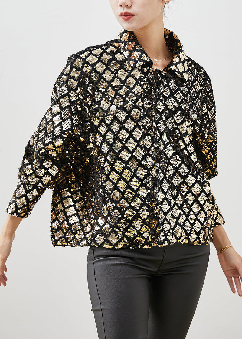 Classic Vintage Coat with a Flattering Fit