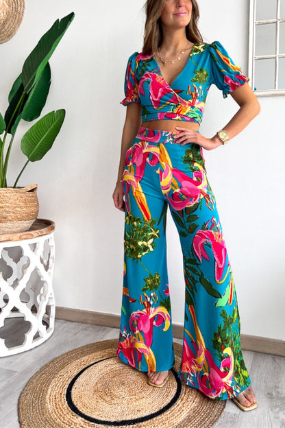 Elegantly Styled Pants for Everyday Wear