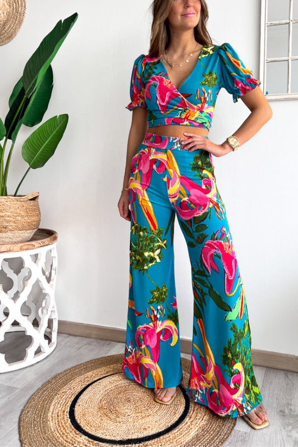 Elegantly Styled Pants for Everyday Wear