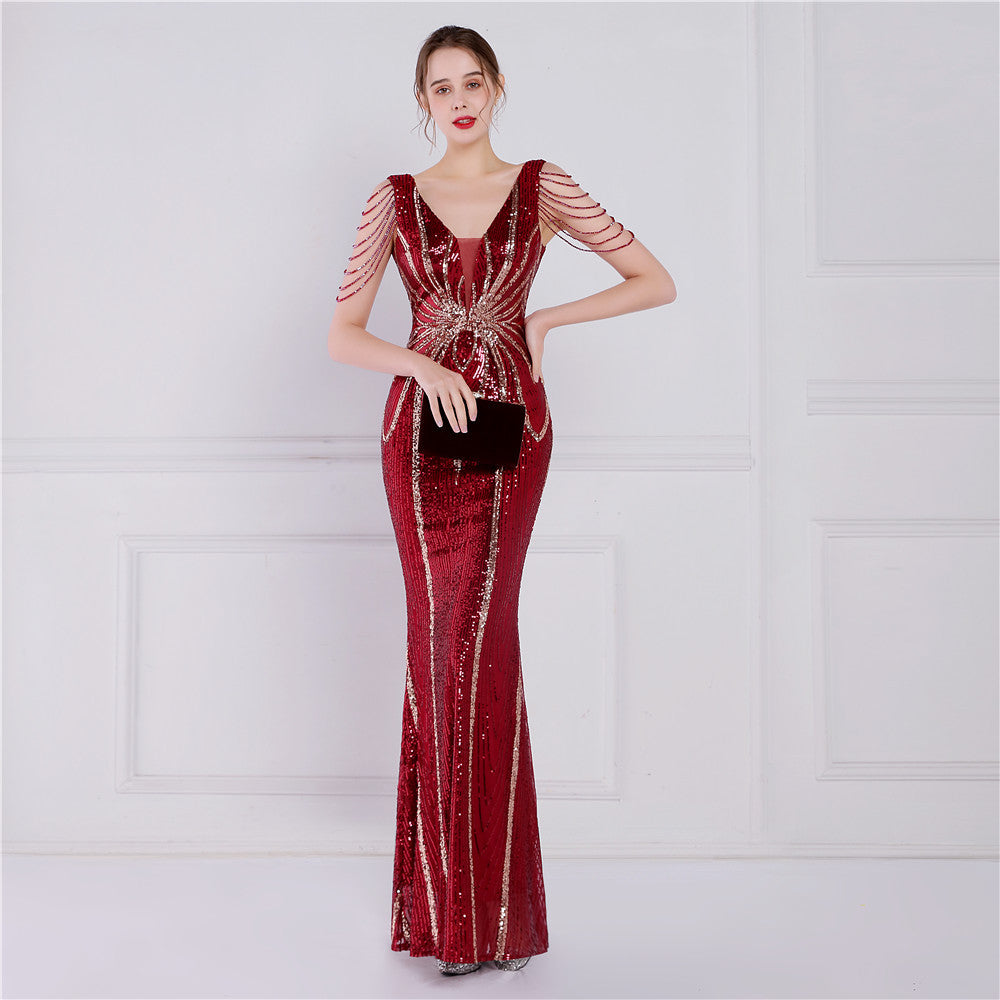 Gracefully Styled Dress for Any Occasion