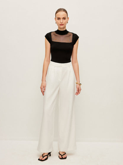 Beautifully Finished Top in a Timeless Design