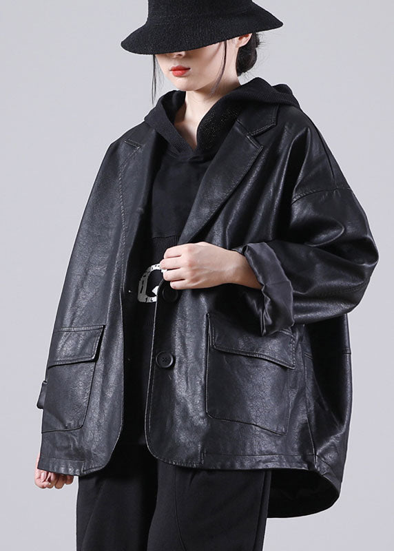 Elegantly Styled Coat for Everyday Wear