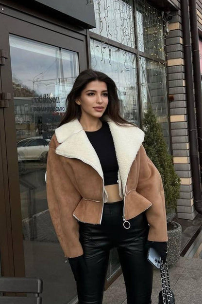 Classic Vintage & Enduringly Stylish Coat