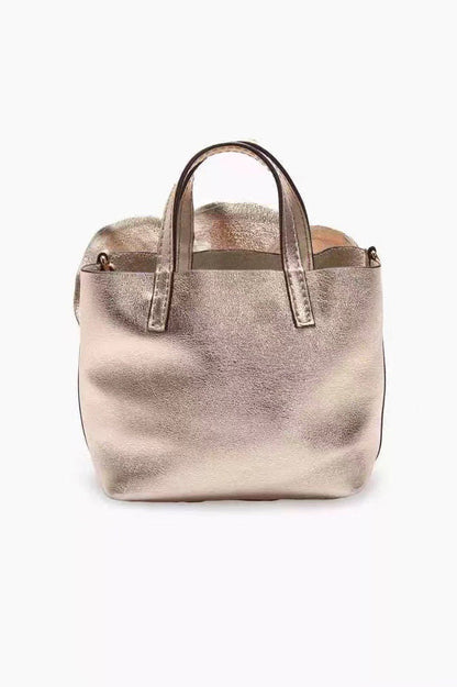 Beautifully Crafted Bag in a Classic Style