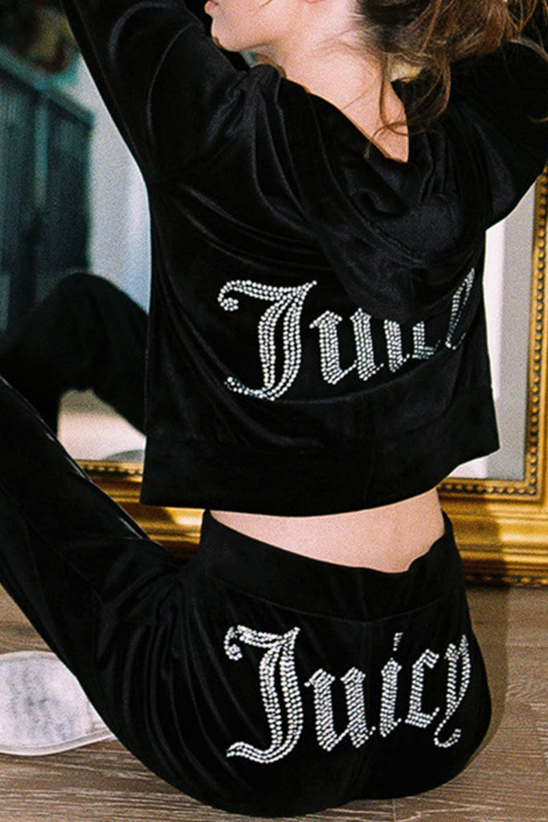 Gracefully Styled Pants for Any Occasion