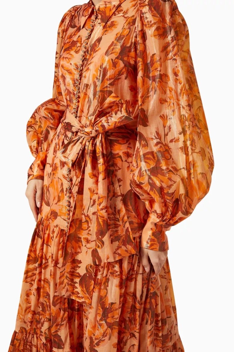 Well Tailored Garment with a Graceful Silhouette