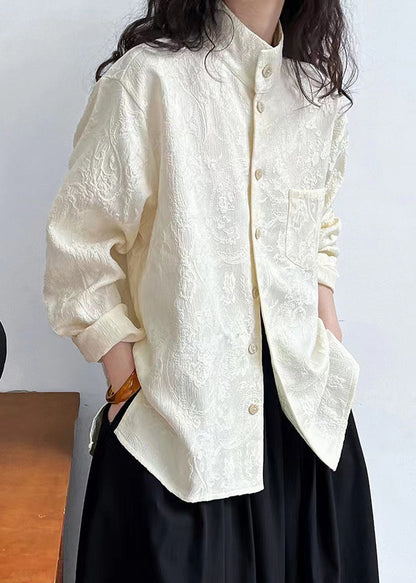 Classic Vintage Blouse with a Flattering Fit