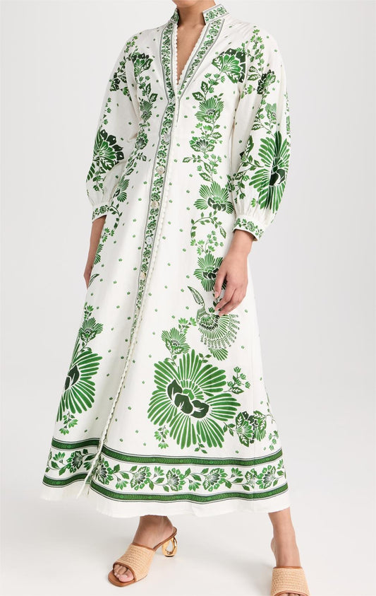 Classic Vintage Dress with a Flattering Fit