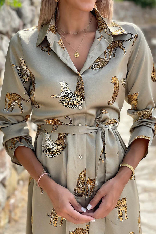 Well Tailored Dress with a Graceful Silhouette
