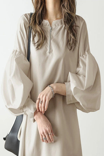 Beautifully Finished Dress in a Timeless Design