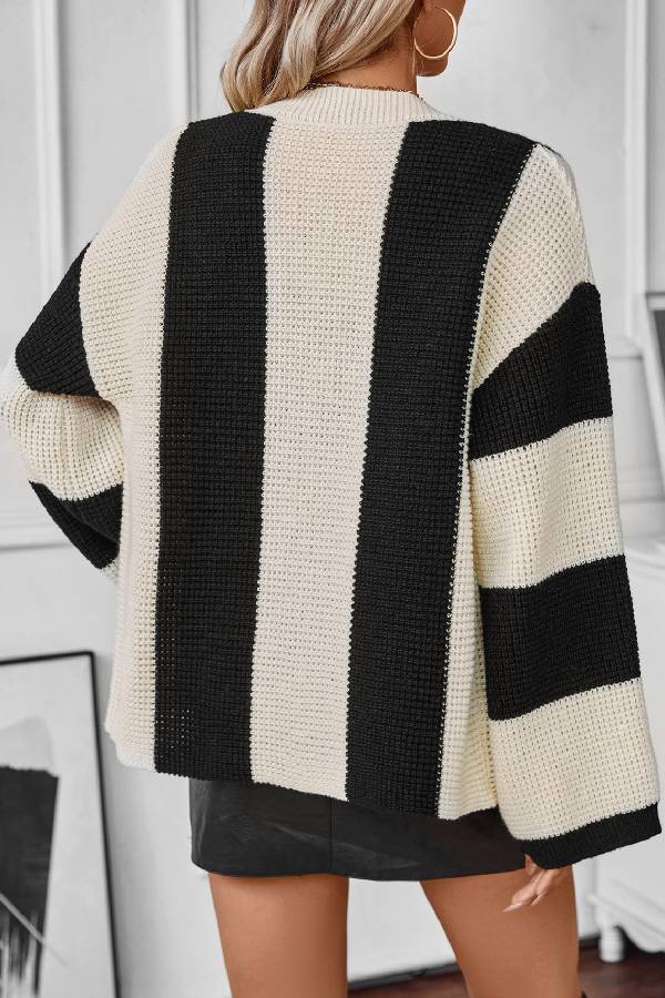 Gracefully Styled Cardigan for Any Occasion