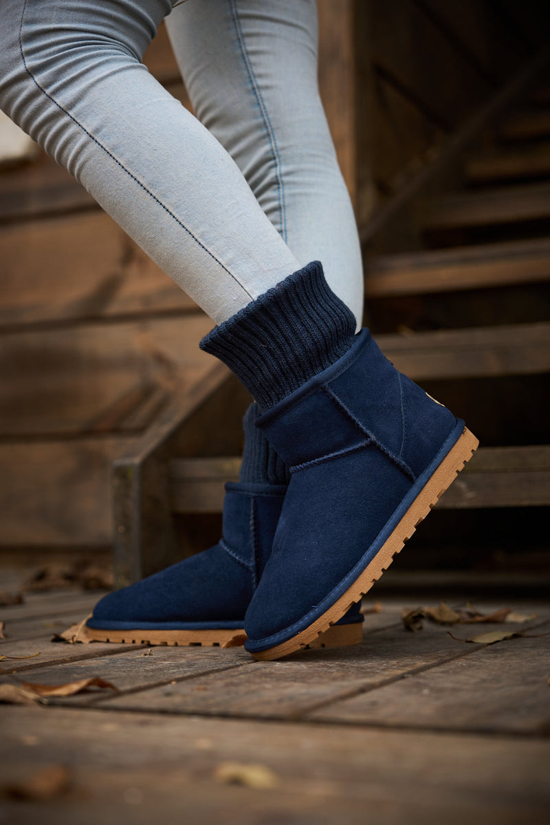 Beautifully Finished Boots in a Timeless Design