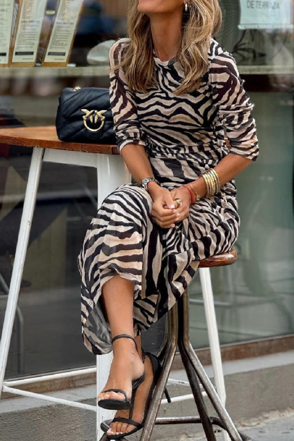 Classic Vintage & Enduringly Stylish Dress