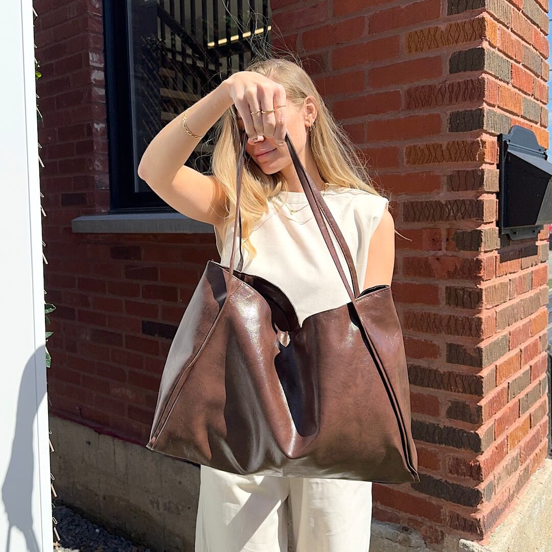 Effortlessly Elegant Bag with a Timeless Design