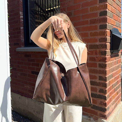 Effortlessly Elegant Bag with a Timeless Design