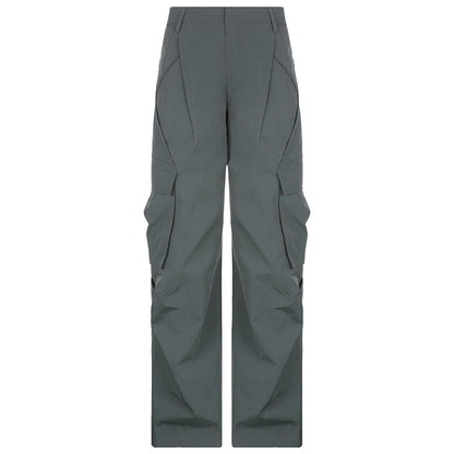 Well Tailored Trousers with a Graceful Silhouette
