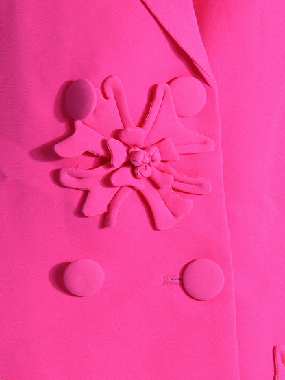 Effortlessly Elegant Garment with a Timeless Design