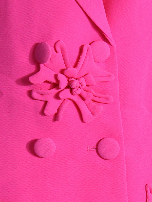 Effortlessly Elegant Garment with a Timeless Design