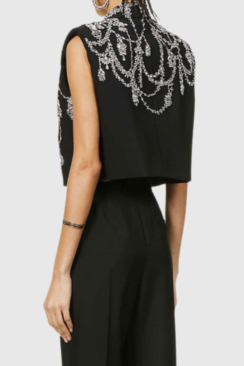 Classic Vintage Garment with a Flattering Fit
