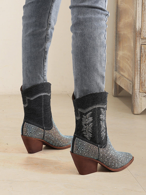 Well Tailored Boots with a Graceful Silhouette
