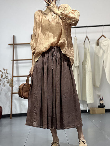 Well Tailored Blouse with a Graceful Silhouette