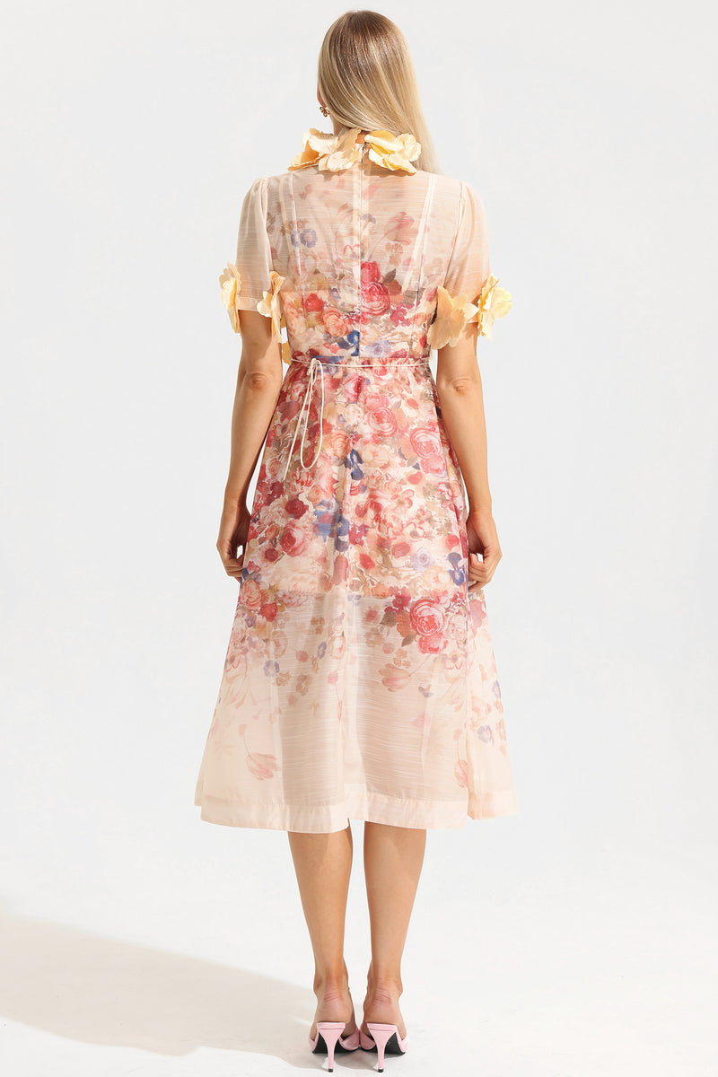 Effortlessly Elegant Dress with a Timeless Design