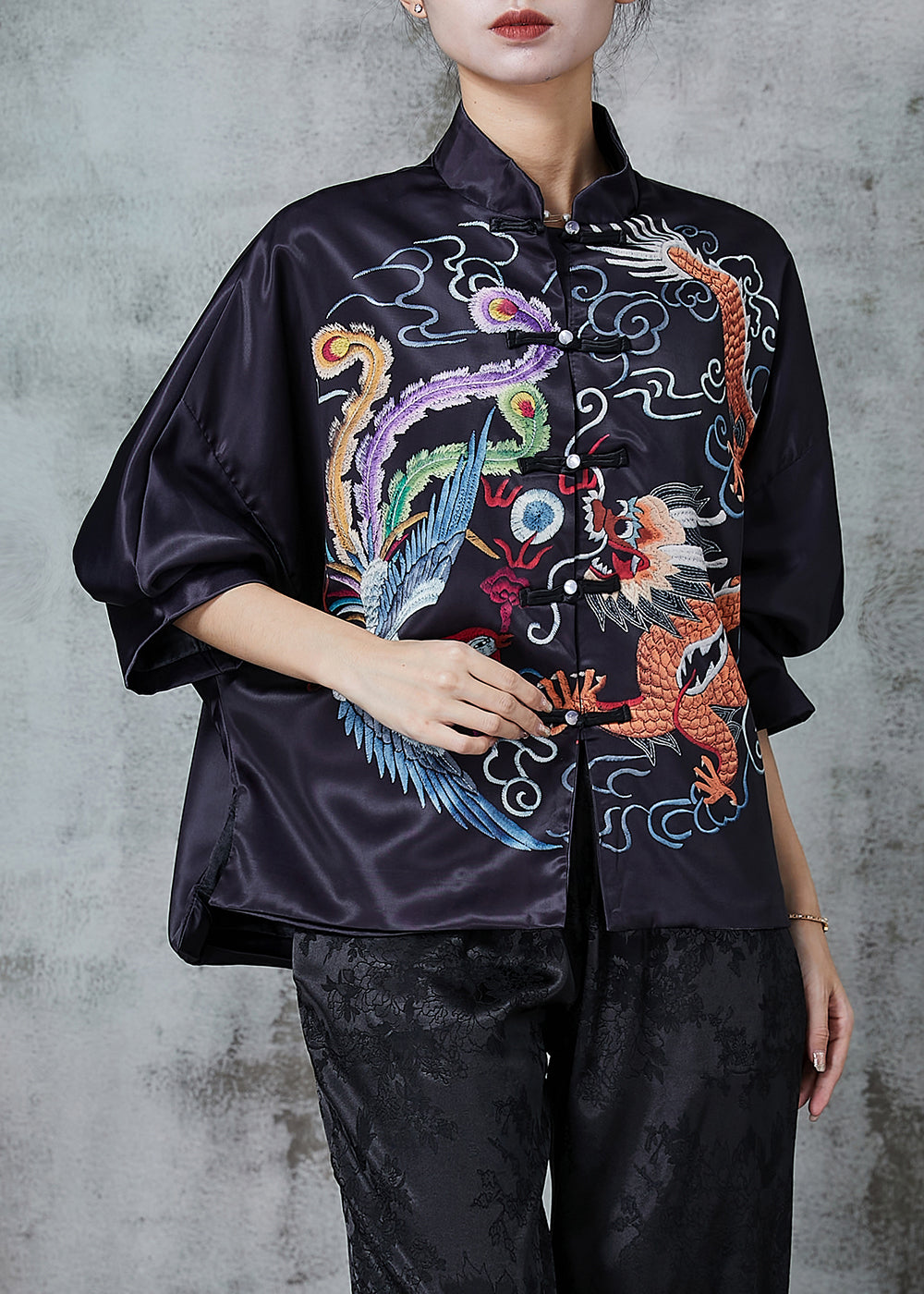 Beautifully Crafted Blouse in a Classic Style
