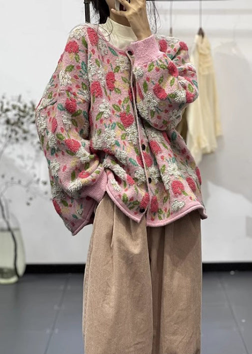 Well Tailored Cardigan with a Graceful Silhouette