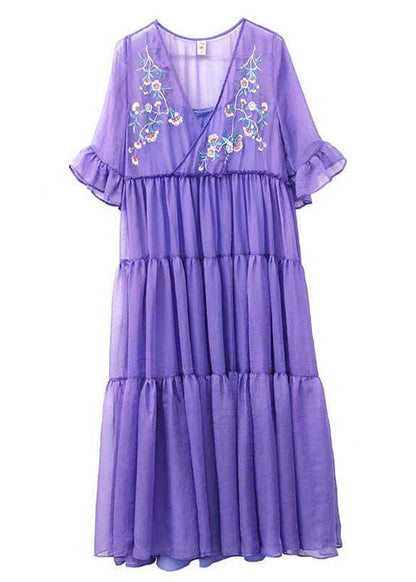 Beautifully Finished Dress in a Timeless Design