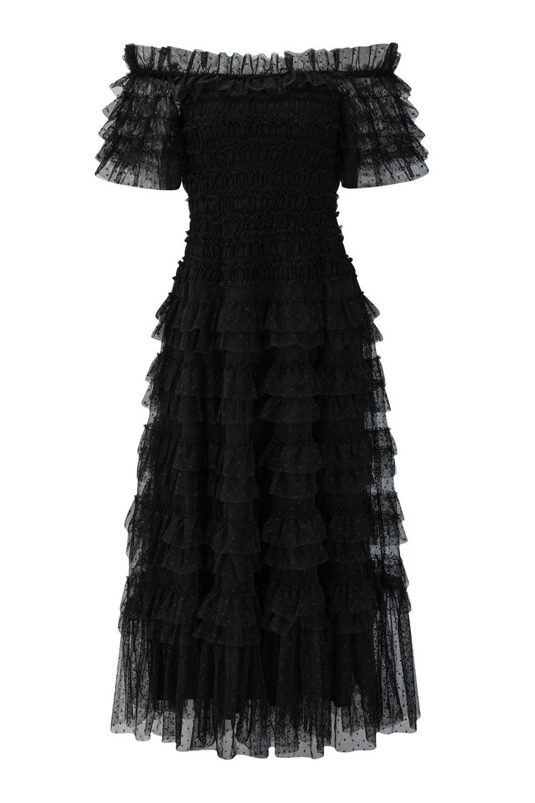 Polished Dress with an Effortless Classic Look