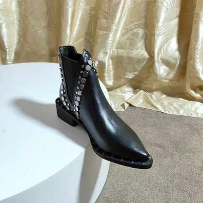 Classic Vintage Boots with a Flattering Fit