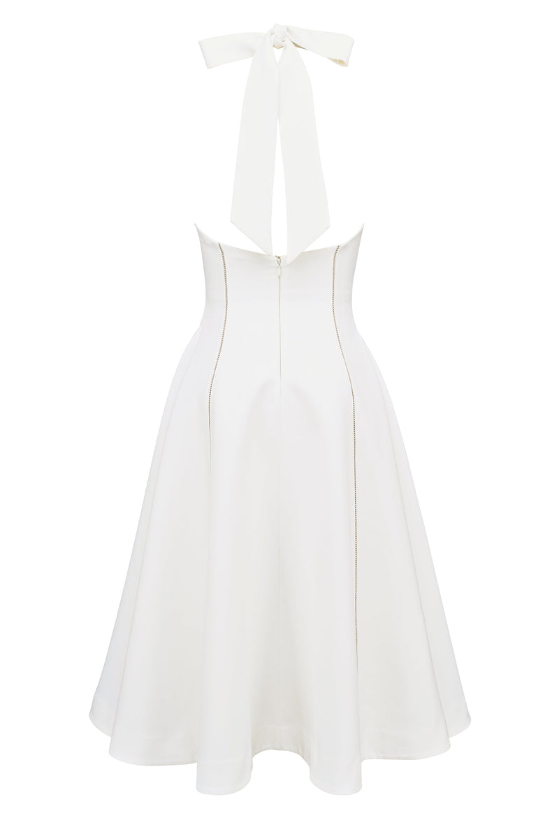 Beautifully Crafted Dress in a Classic Style