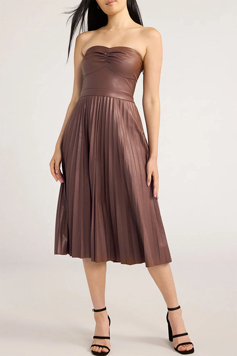 Classic Vintage & Enduringly Stylish Dress